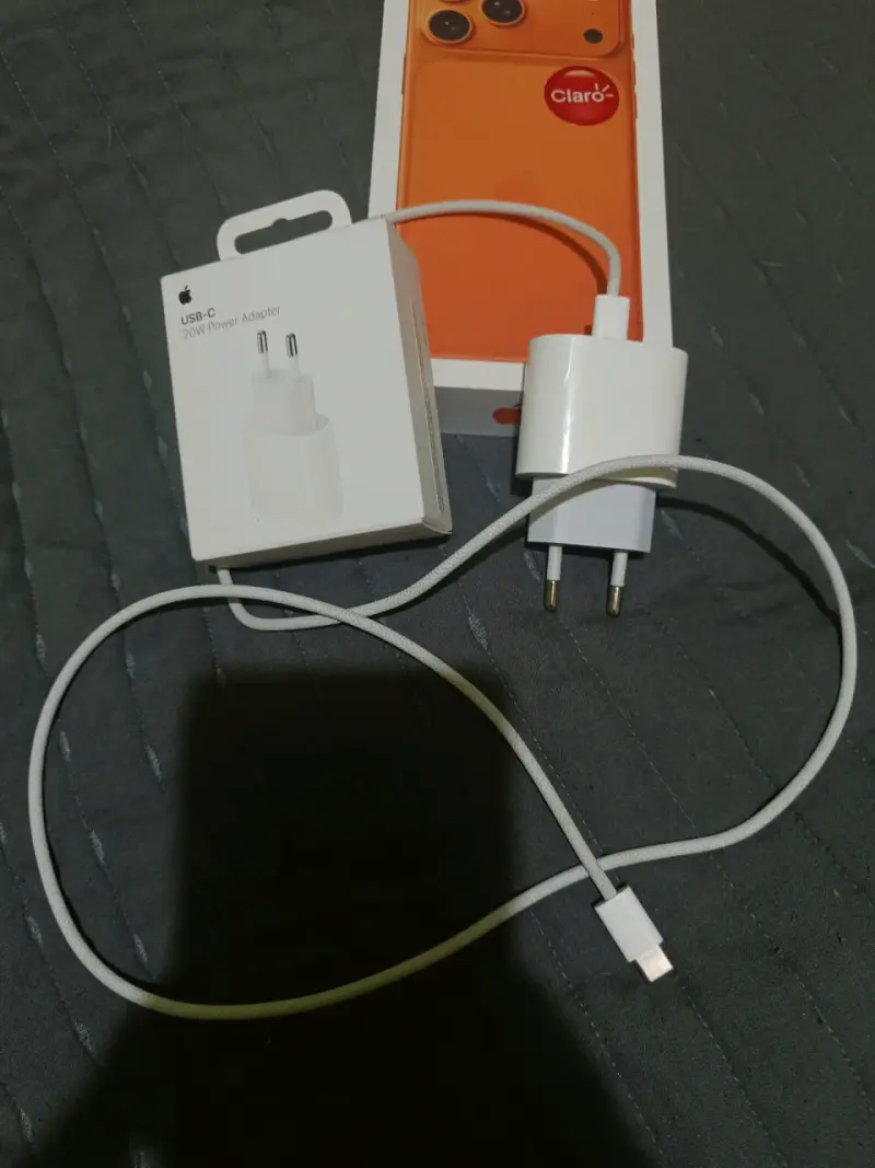 Cargador USB-C 20W Apple con cable