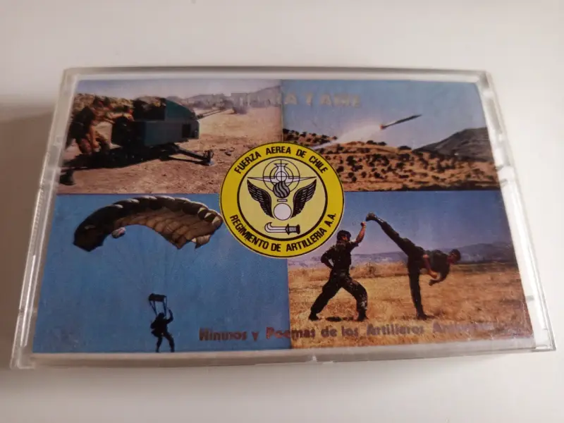 Cassette Fuerza Aérea de Chile Himnos y Poemas - 2