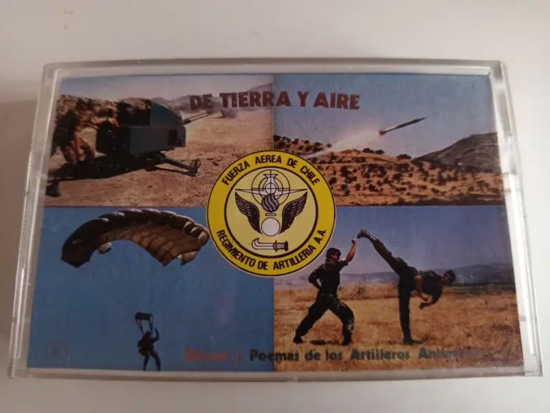 Cassette Fuerza Aérea de Chile Himnos y Poemas - 6
