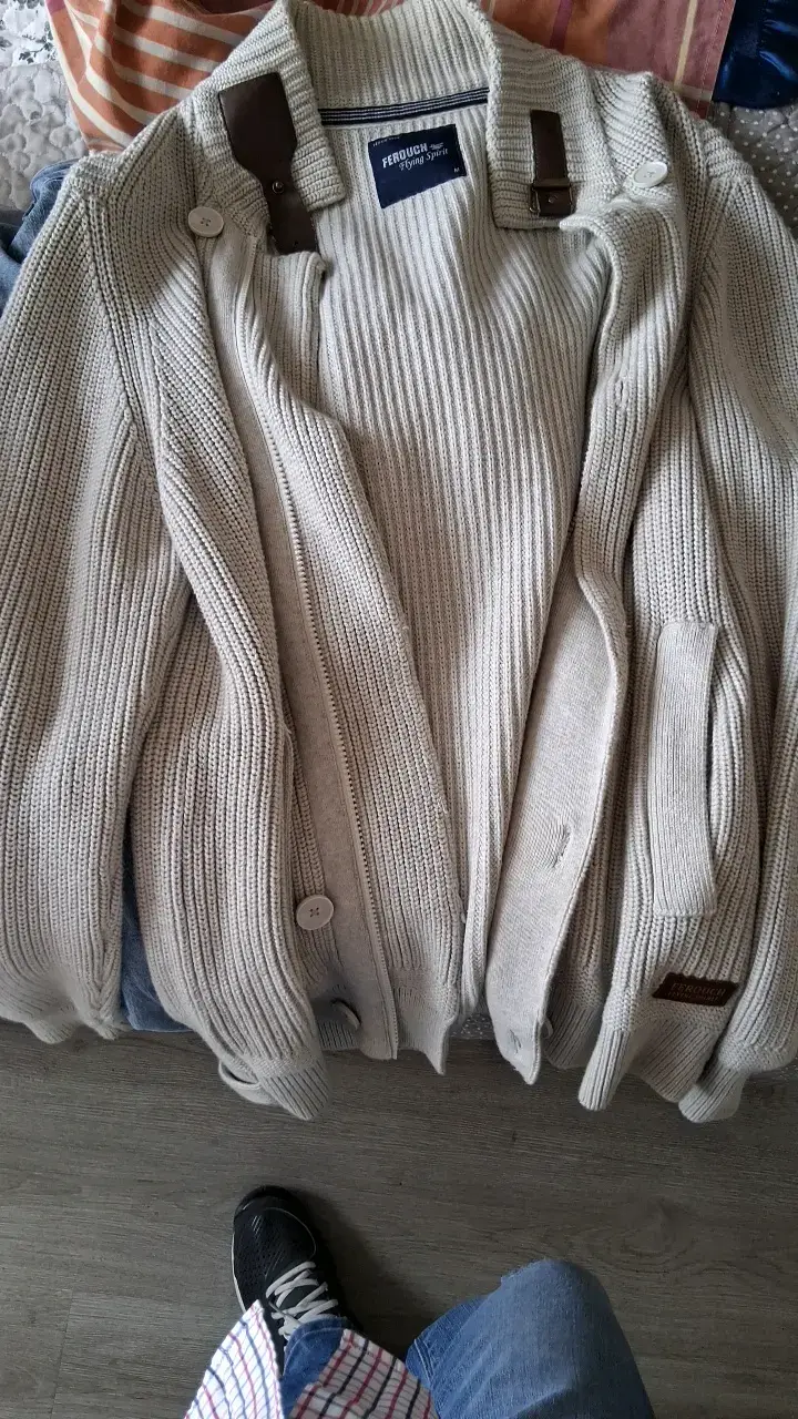 Chaqueta de punto beige Ferouch con detalles en cuero - 2
