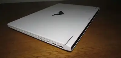 LAPTOP HP Victus AMD Ryzen 5, 8GB, SSD 512,RTX2050 - miniatura 3