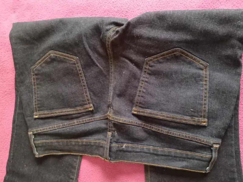 Jeans bootcut azul oscuro para mujer - 2