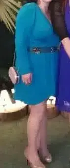 Vestido azul turquesa con cinturón