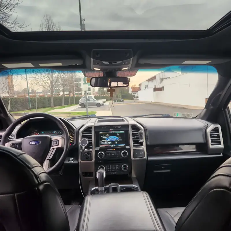 Camioneta Ford F-150 2016 en buen estado - 4