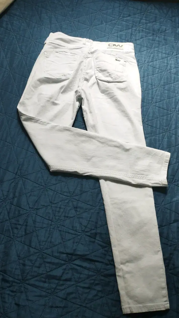 Pantalones blancos de mezclilla para mujer - 2