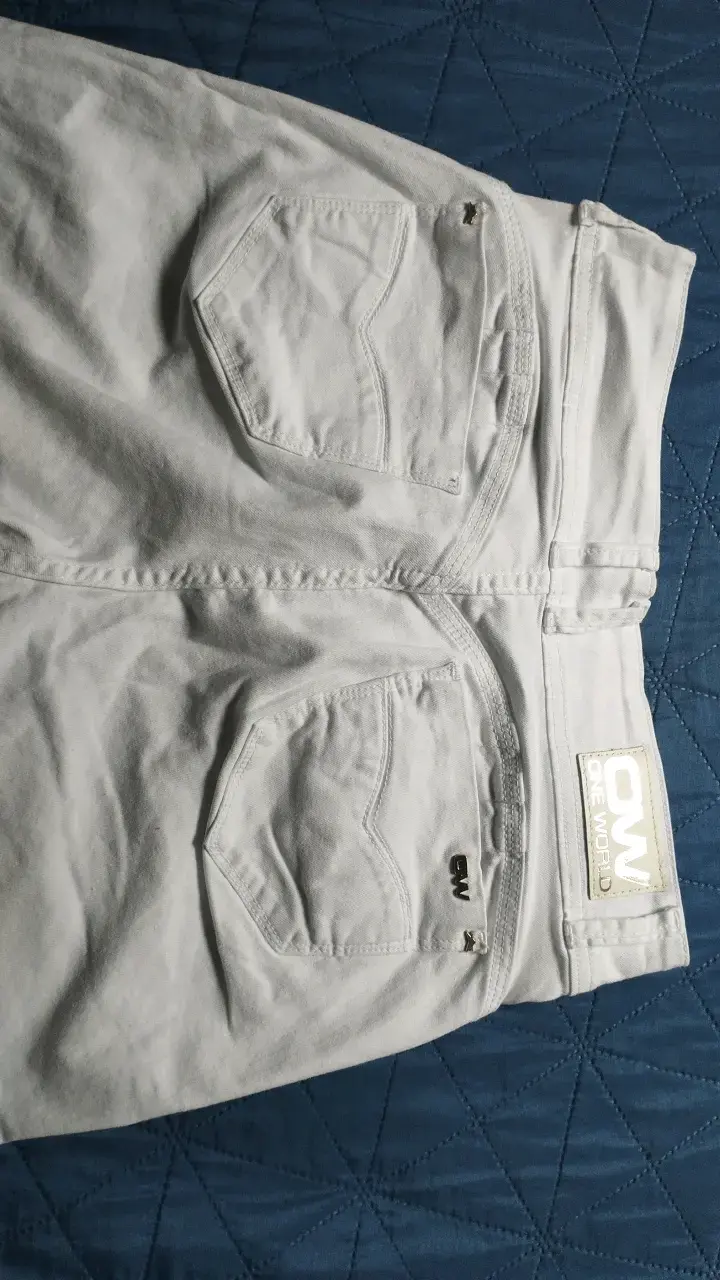 Pantalones blancos de mezclilla para mujer - 3
