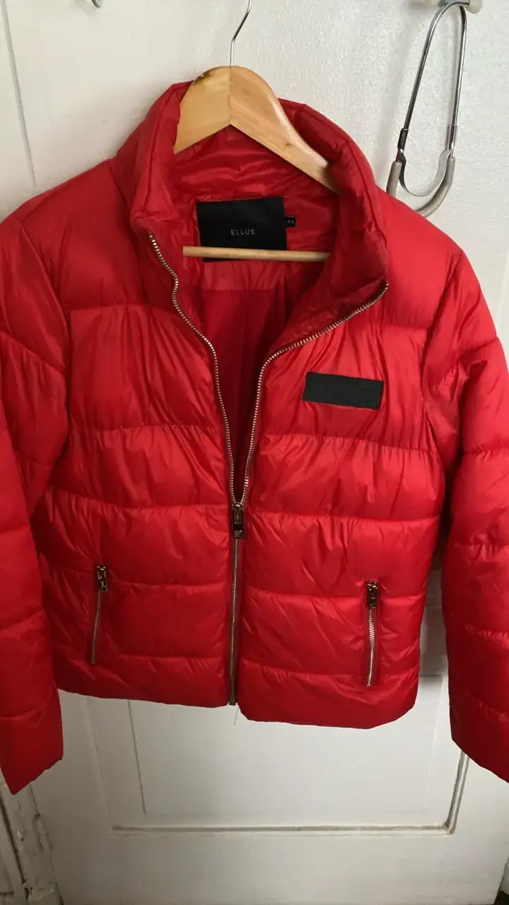 Chaqueta acolchada roja para mujer - 3