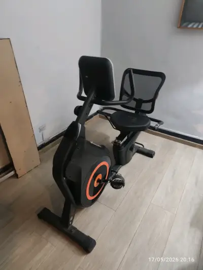 Bicicleta estática reclinada Ultimate Fitness - miniatura 4