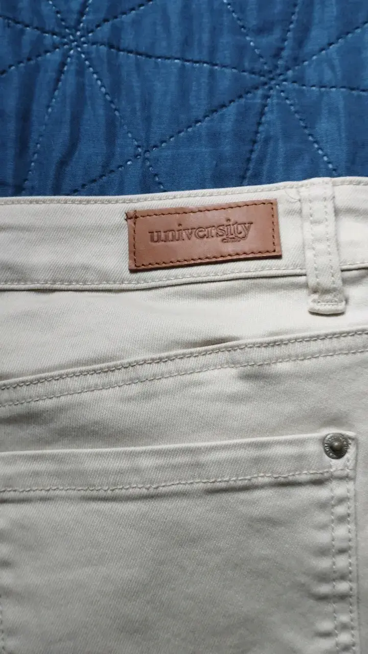 Pantalones blancos de mezclilla para mujer - 4