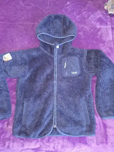 Chaqueta de polar con capucha Uppí para invierno - miniatura 1