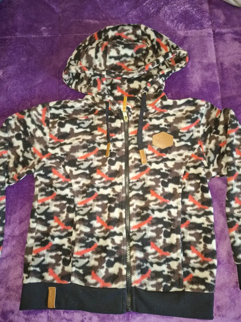 Chaqueta de polar con capucha Uppí para invierno - 3