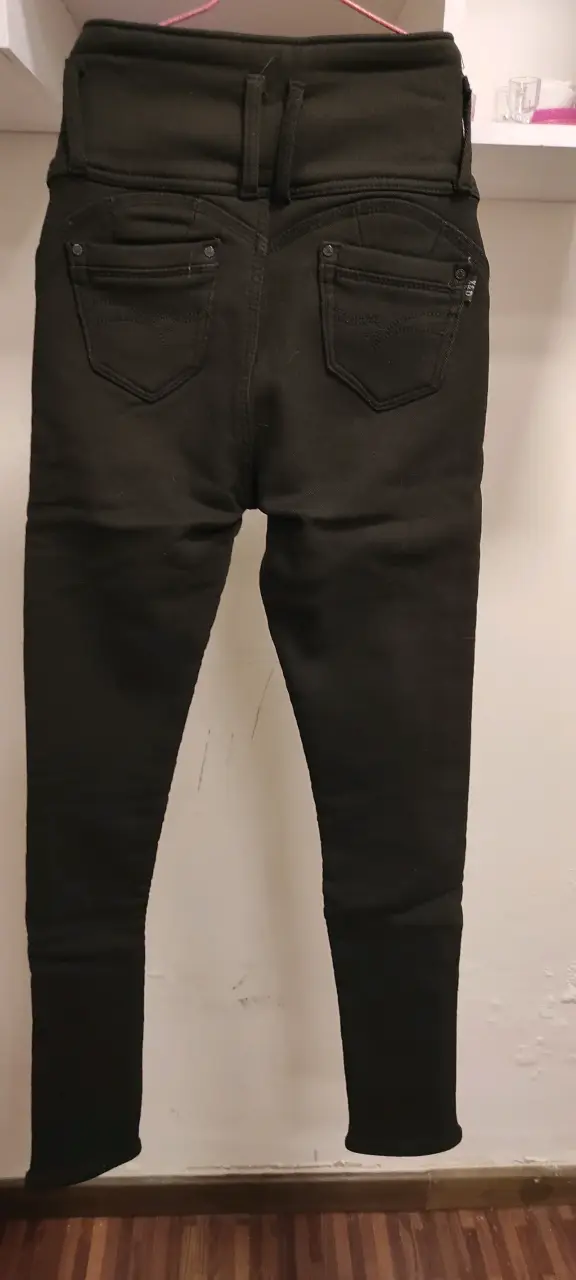 Pantalón tiro alto verde petróleo ,con polar - 6