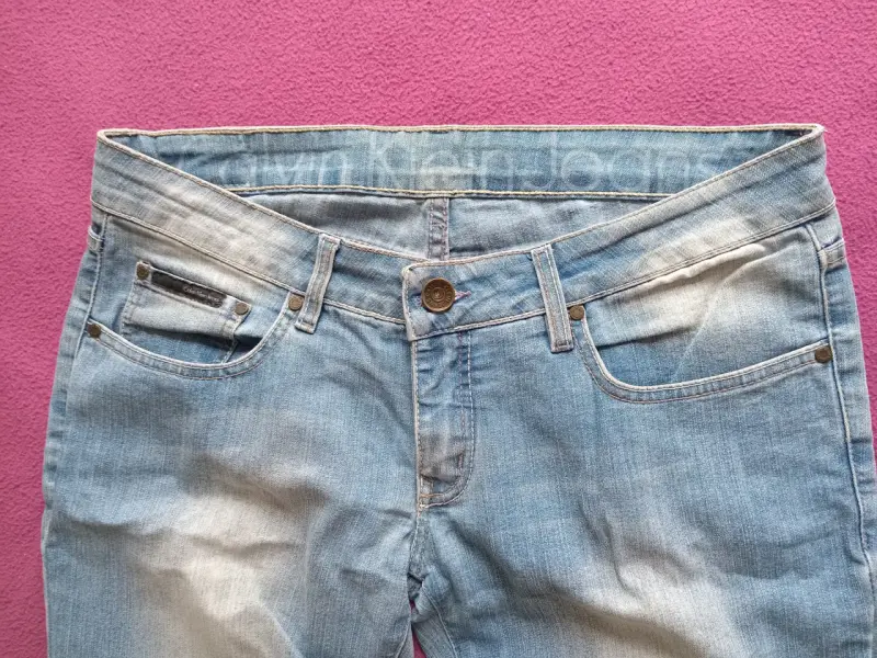 Jeans Calvin Klein para mujer en azul claro - 2