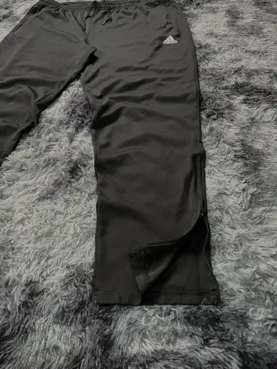Pantalon de buzo deportivos Adidas - miniatura 3