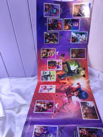 Álbum de Stickers Miraculous Ladybug Panini comple - miniatura 5