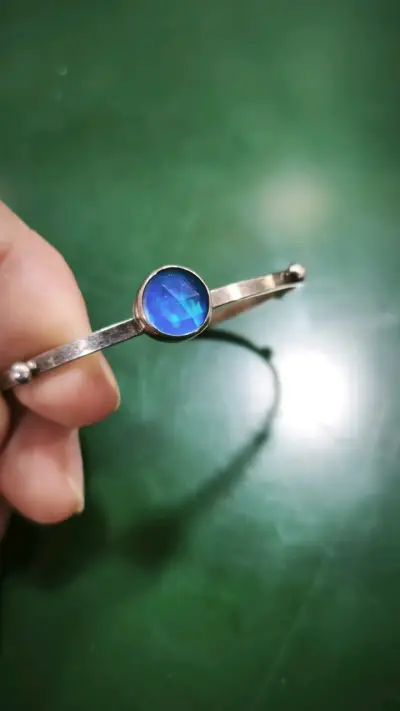 Pulsera Artesanal de plata con piedra azul - miniatura 1