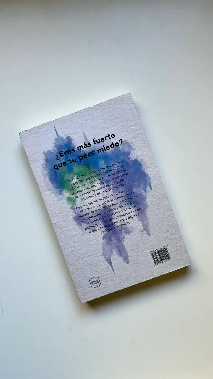 Libro Calcomanía de Lily del Pilar con dedicatoria - 2