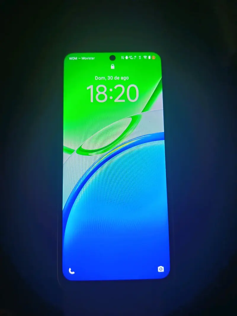 Smartphone Vivo con doble cámara trasera - 1