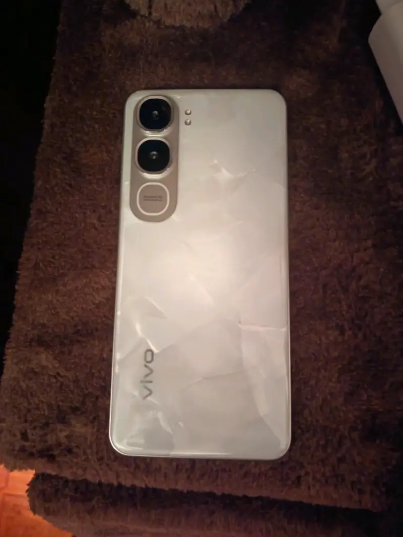 Smartphone Vivo con doble cámara trasera - 2