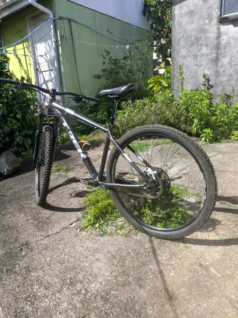 Bicicleta Trek XC Marilyn 6 con Horquilla RockShox - 2