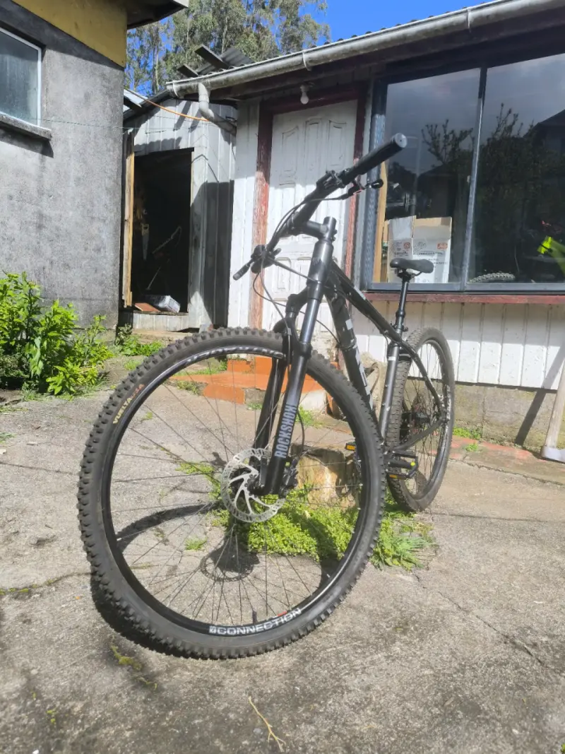 Bicicleta Trek XC Marilyn 6 con Horquilla RockShox - 3