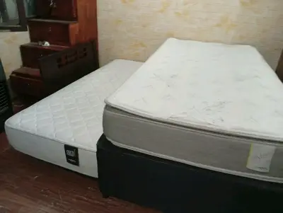 Cama nido 11/2 plaza y 1 plaza colchones de resort - miniatura 3