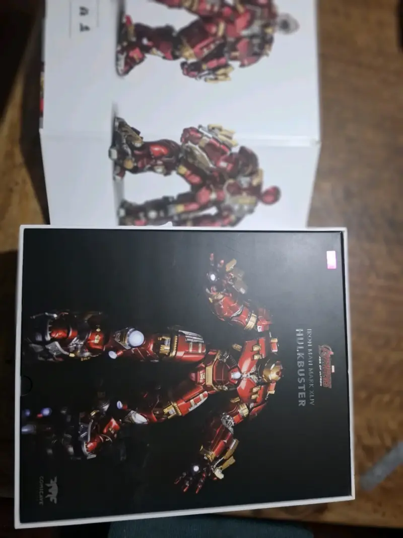Figura de colección Hulkbuster Iron Man Mark XLIV - 2