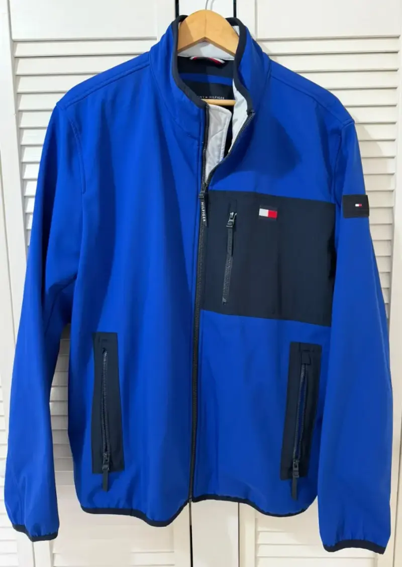 Chaqueta azul Tommy Hilfiger resistente al agua - 1