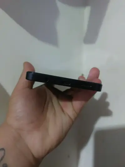 Smartphone Samsung Galaxy en buen estado - miniatura 3
