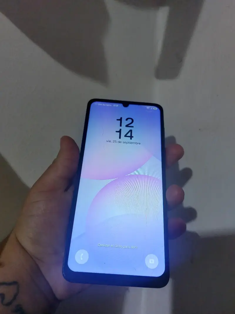 Smartphone Samsung Galaxy en buen estado - 4