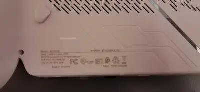 Consola portátil ASUS ROG con cargador - miniatura 5