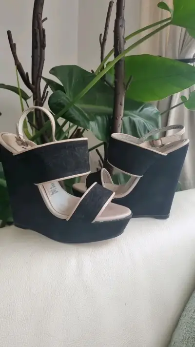 Sandalias de plataforma negras con tacón alto Ming - miniatura 1