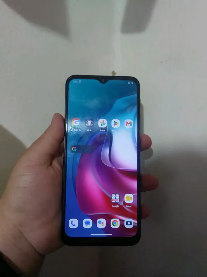 Smartphone Motorola con triple cámara trasera - 3