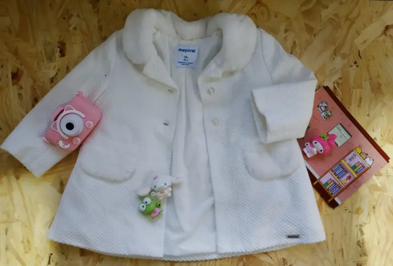 Abrigo blanco para niña Mayoral 18 meses