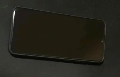 Smartphone Samsung Galaxy A03 en buen estado - miniatura 2