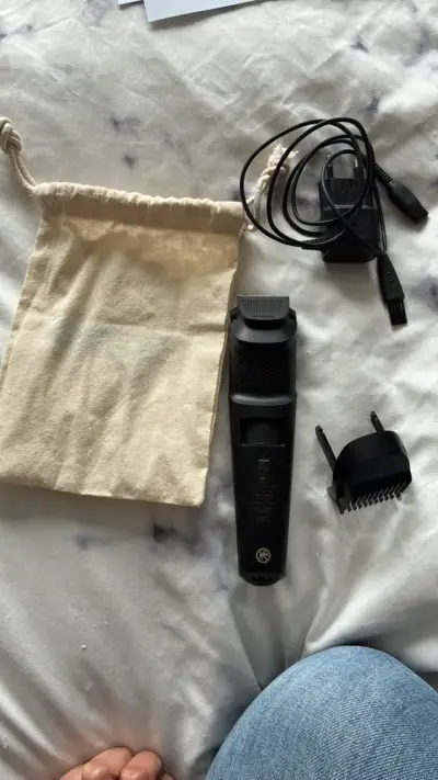 Cortadora de Barba Philips con Accesorios - miniatura 4