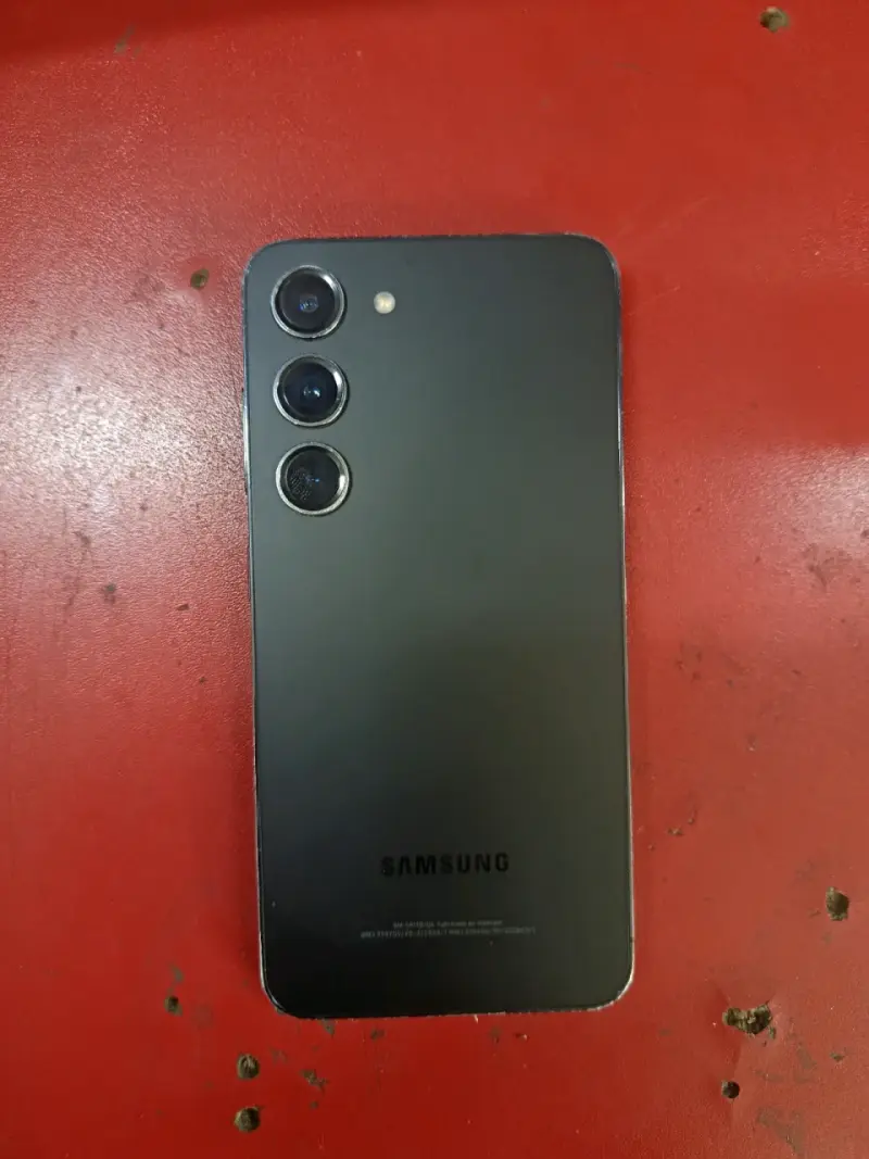 Samsung Galaxy S23 - 256GB - 1