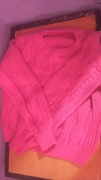 Suéter rosado tejido para mujer - miniatura 1