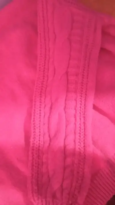 Suéter rosado tejido para mujer - miniatura 3