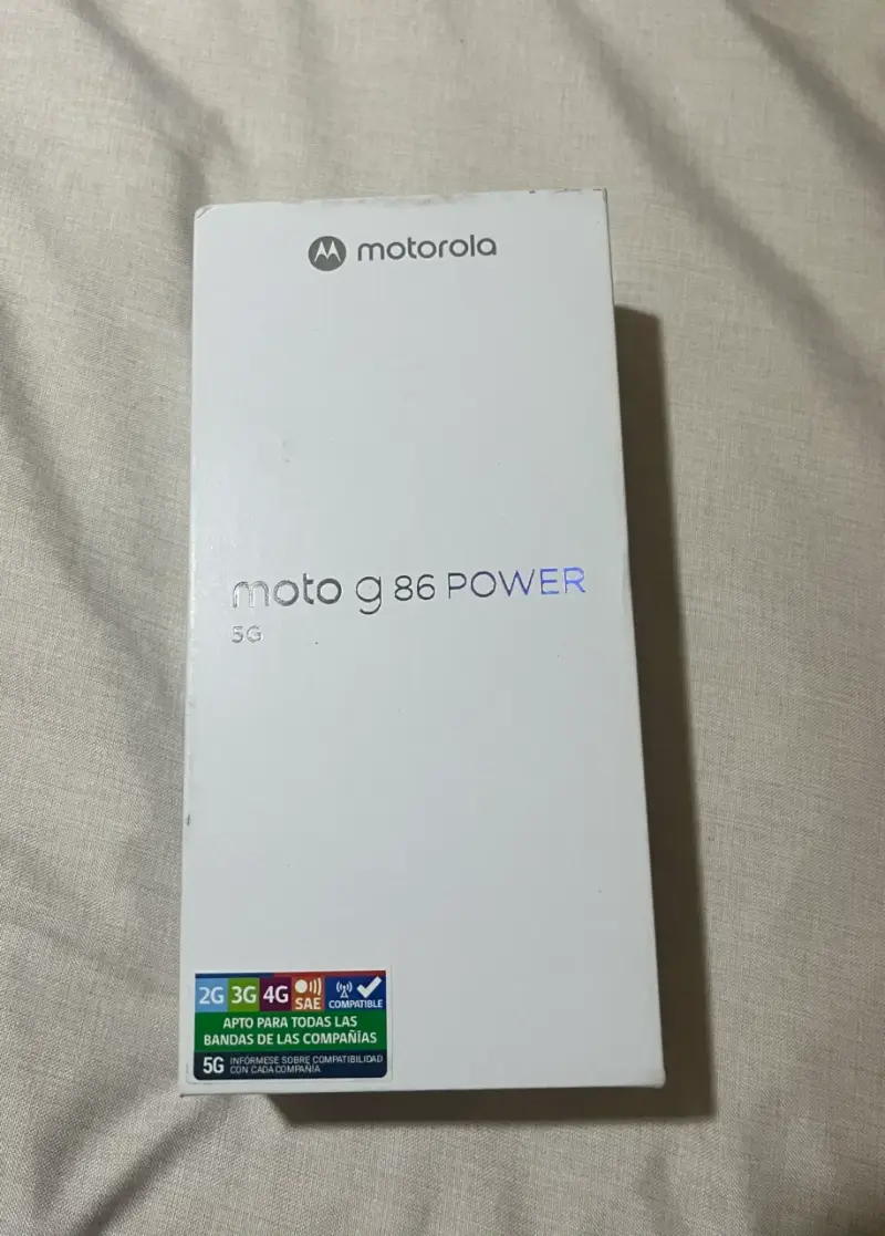 Celular Moto G86 power 5G y Smartwatch LIGE - 2