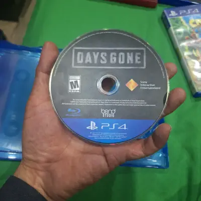 Juego PS4 Days Gone en buen estado - miniatura 1