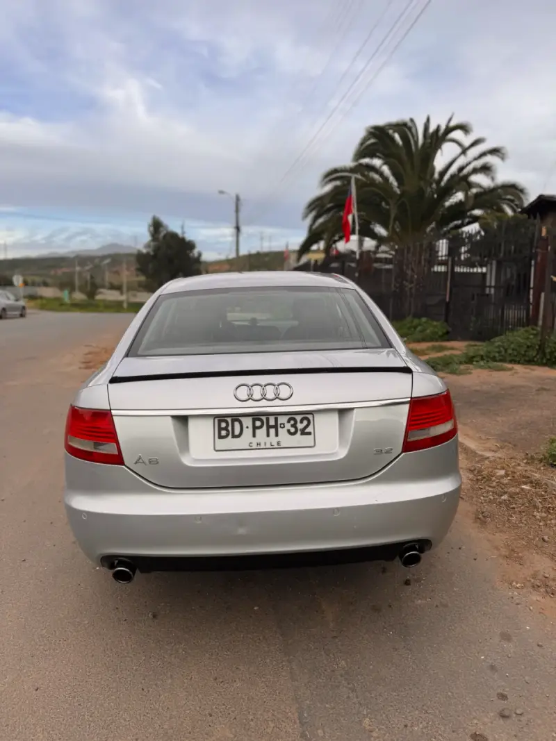 Audi A6 3.2  en buen estado - 2