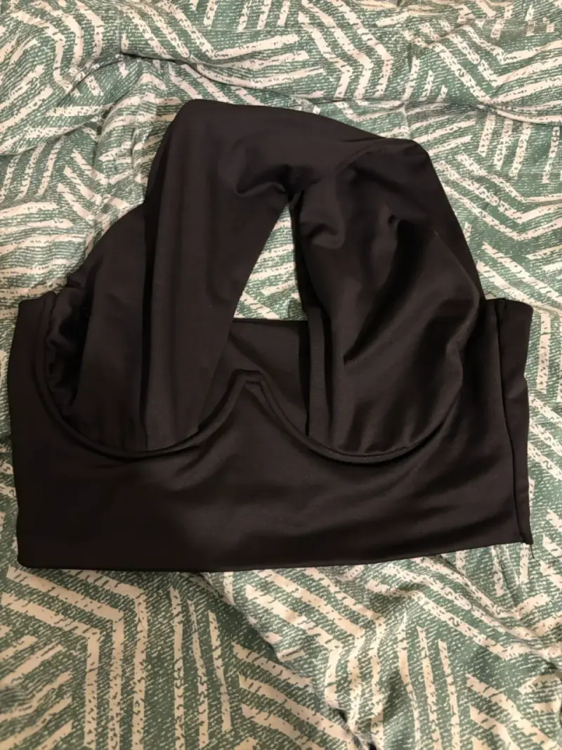 Top de mujer descotado