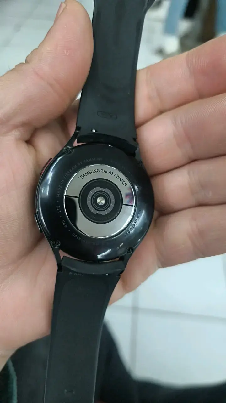 Samsung Galaxy Watch 4-LTE, 44mm con cargador y ca - 3