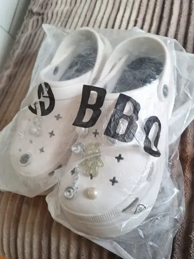 Zapatillas blancas decoradas BBO talla 38/39 - miniatura 2