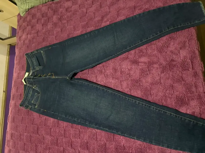 Lote de pantalones de mezclilla y cargo para mujer - 2