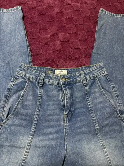 Lote de pantalones de mezclilla y cargo para mujer - miniatura 5