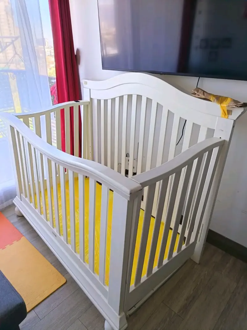 Cuna de madera blanca para bebé Infanti - 1
