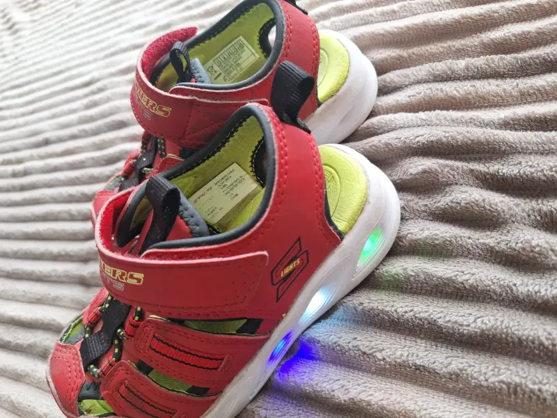 Zapatillas Skechers Lights para niños con luces LED - 6
