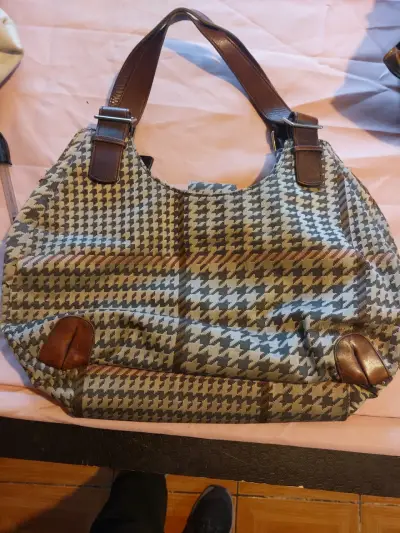 Bolso de tela con diseño pata de gallo y correas de cuero - miniatura 1